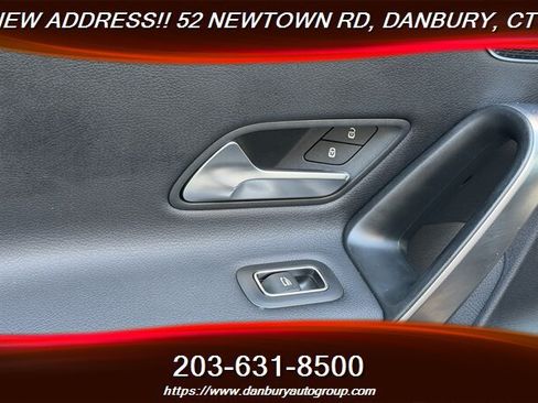 Used 2023 Mercedes-Benz CLA 250 4MATIC w/ Premium Package image 27