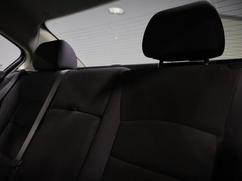 Used 2014 Chevrolet Cruze LT w/ Technology Package FWD image 19