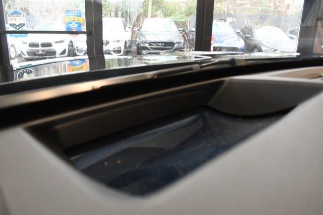 Used 2025 Mitsubishi Outlander AWD image 31
