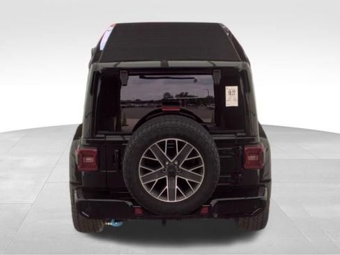 Used 2024 Jeep Wrangler High Altitude AWD/4WD image 6