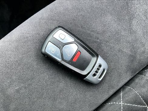 Used 2019 Audi S4 Premium Plus w/ Premium Plus Package AWD/4WD image 30