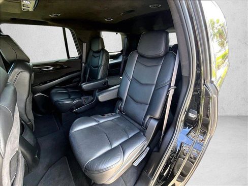Used 2016 Cadillac Escalade Platinum AWD/4WD image 24