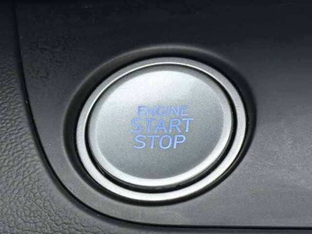 Used 2024 Hyundai Elantra Limited FWD image 34