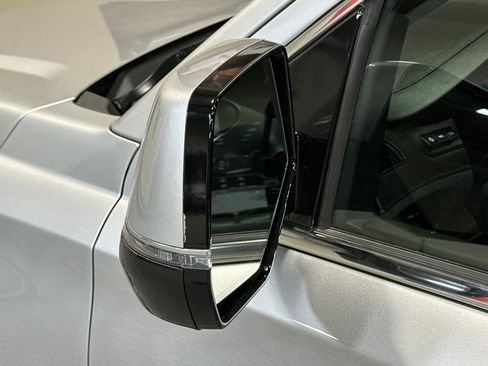 Used 2018 Cadillac Escalade ESV Luxury image 53