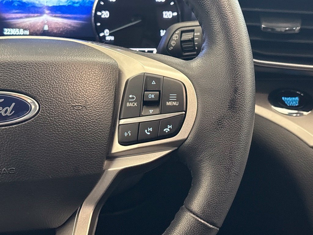 Used 2023 Ford Explorer XLT w/ Equipment Group 202A AWD/4WD image 25