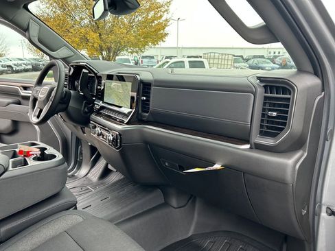 New 2026 GMC Sierra 2500 SLE w/ SLE Value Package; image 32