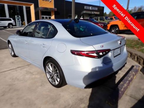 New 2025 Alfa Romeo Giulia AWD w/ Driving Assist Package image 3