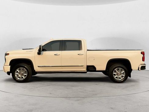 Certified 2024 Chevrolet Silverado 3500 High Country w/ High Country Premium Package AWD/4WD image 8