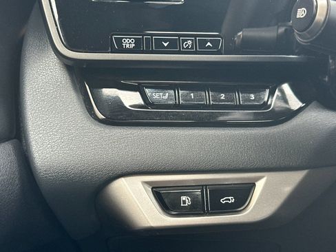 Used 2025 Lexus RX 350 Premium w/ Convenience Package FWD image 32