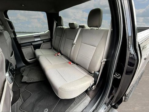 Used 2020 Ford F150 XLT w/ Equipment Group 302A Luxury AWD/4WD image 25