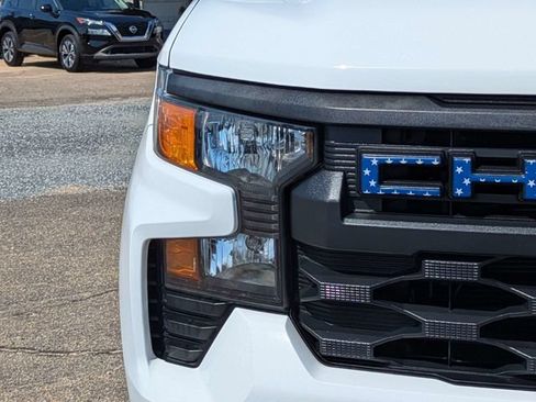 Used 2023 Chevrolet Silverado 1500 W/T w/ WT Value Package AWD/4WD image 10