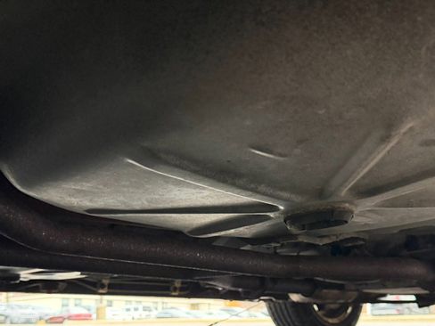 Used 1995 Lincoln Town Car Signature image 23