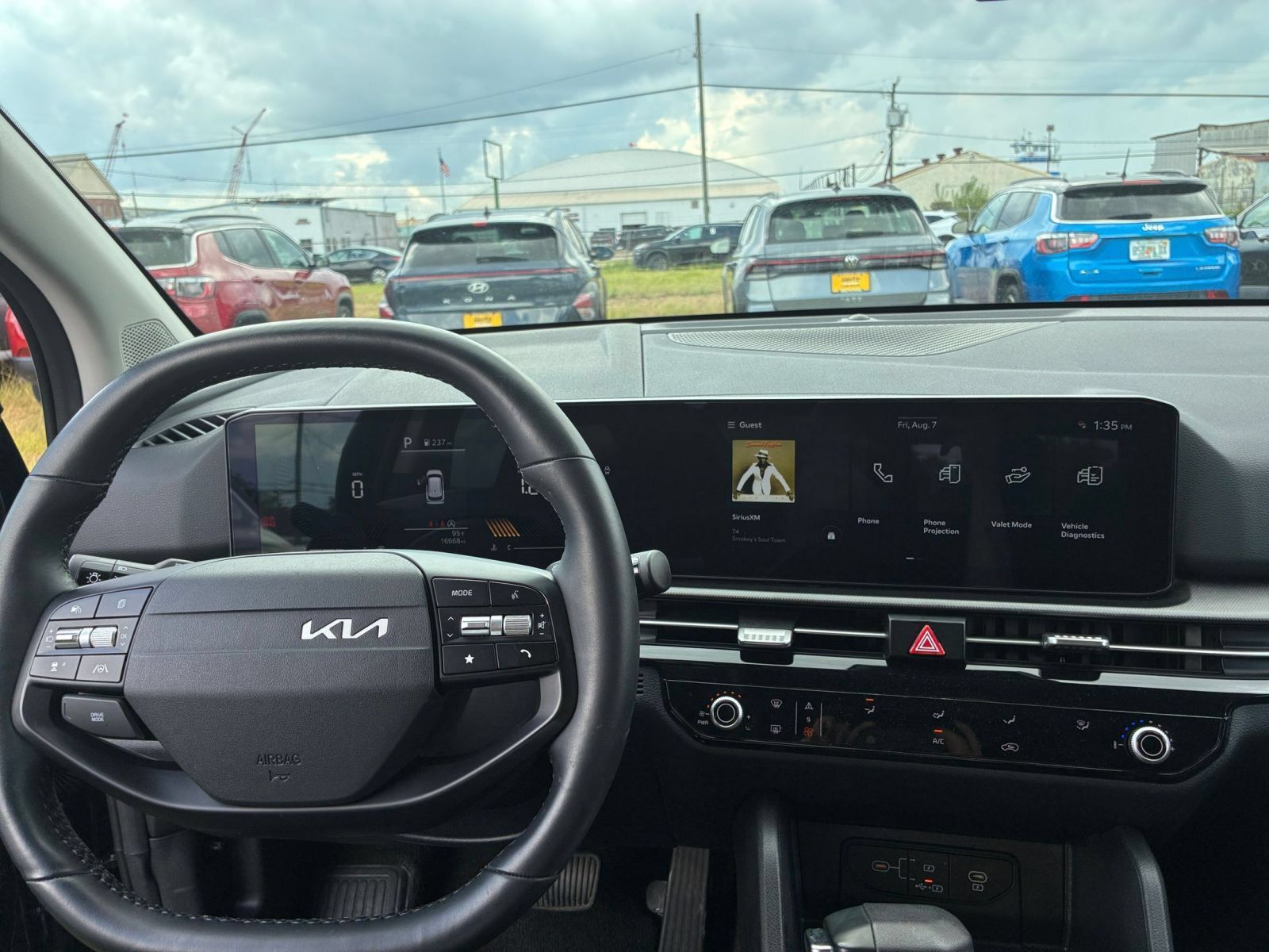 Used 2026 Kia Sportage LX FWD image 33