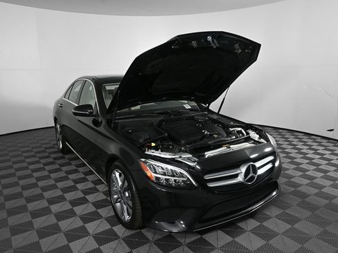 Used 2019 Mercedes-Benz C 300 Sedan image 33