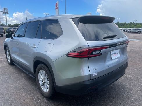 Used 2026 Toyota Grand Highlander AWD image 5