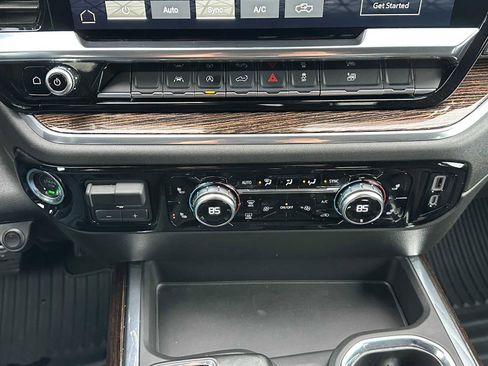 Used 2025 GMC Sierra 1500 Elevation w/ Preferred Package image 27