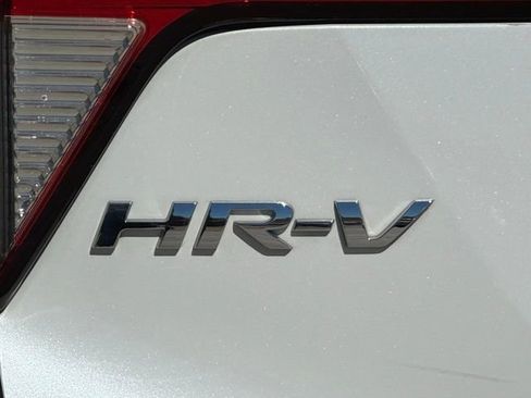 Used 2021 Honda HR-V EX image 22