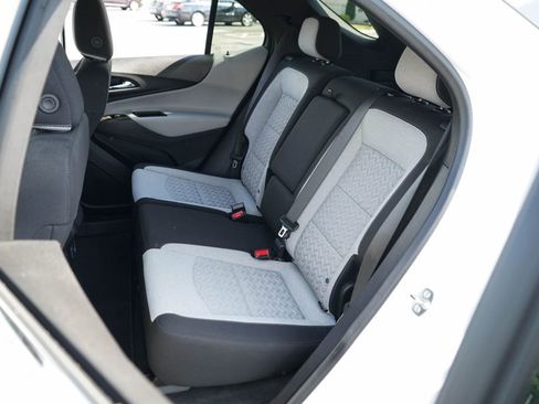 Used 2024 Chevrolet Equinox LT w/ Driver Convenience Package AWD/4WD image 8