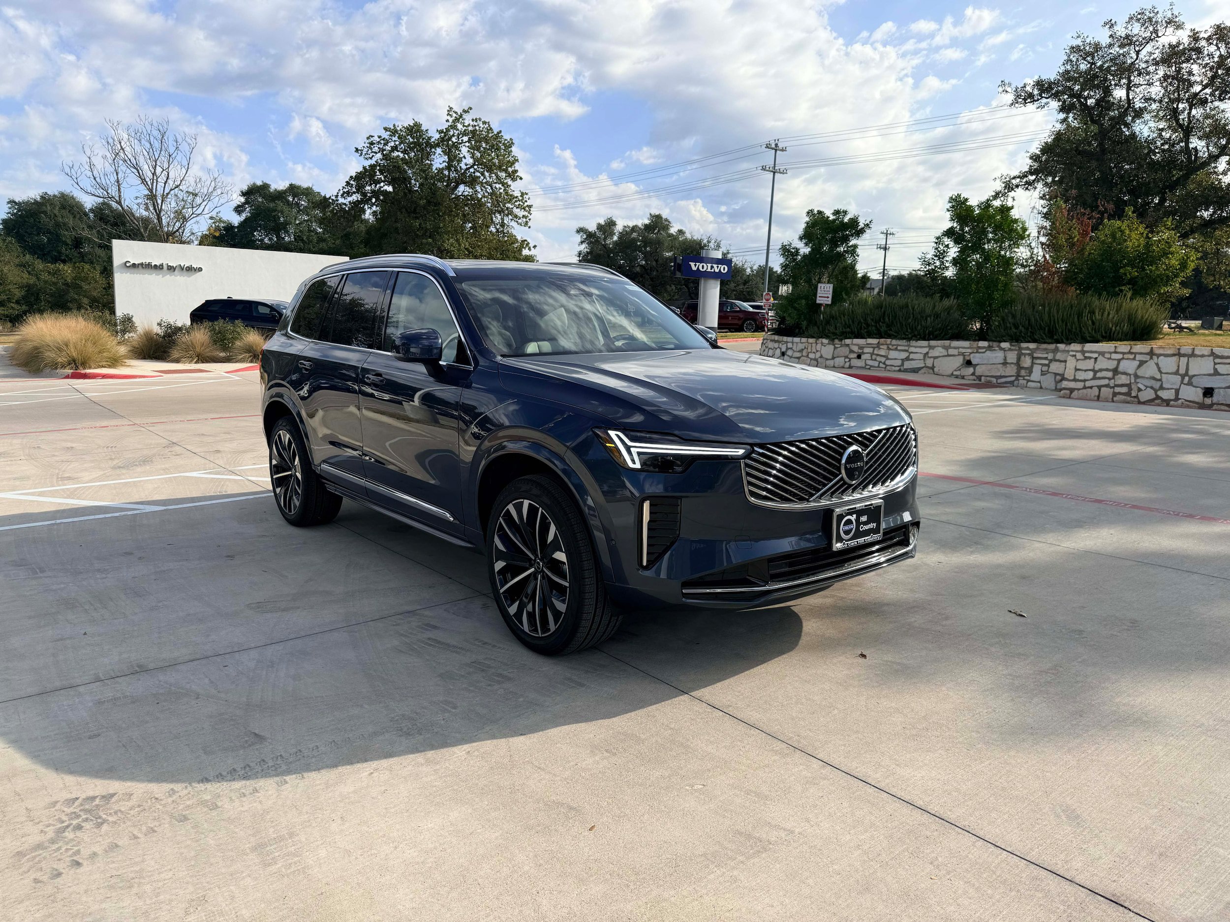 New 2026 Volvo XC90 B6 Ultra w/ Protection Package AWD/4WD image 8