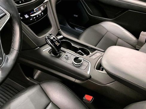 Used 2024 Cadillac XT5 Sportv image 14