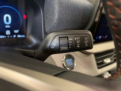 Used 2025 Ford Explorer Active w/ Active Comfort Package image 21