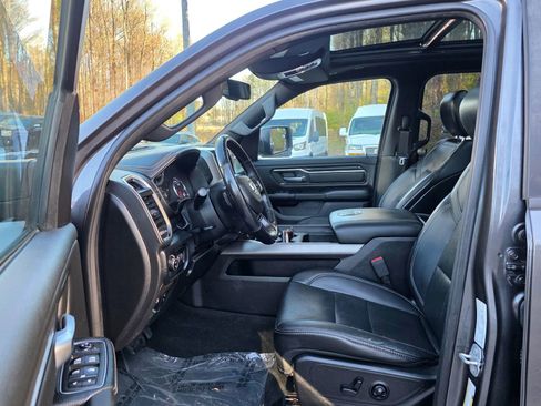 Used 2019 RAM 1500 Sport w/ Level 2 Equipment Group image 10