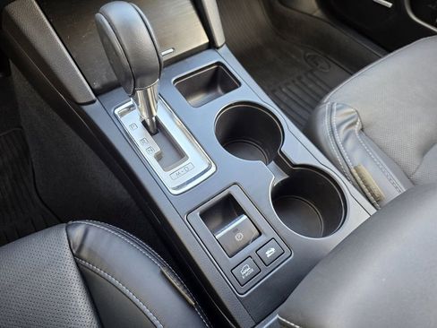 Used 2017 Subaru Outback 2.5i Limited image 22