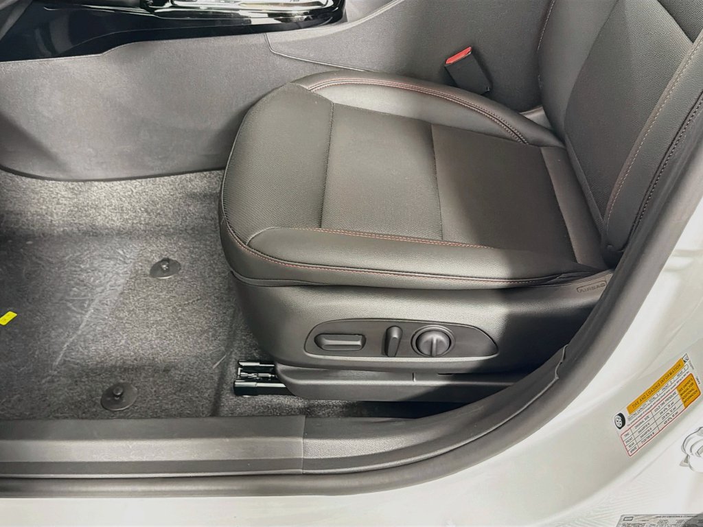New 2026 Chevrolet Trax RS w/ Driver Confidence Package FWD image 18