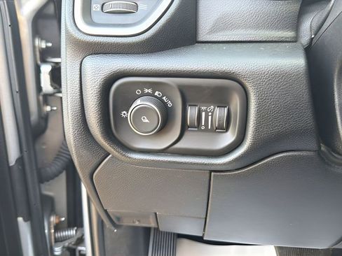Used 2020 RAM 2500 Tradesman AWD/4WD image 25