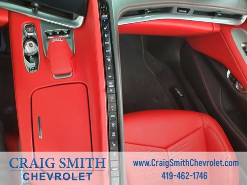 Used 2024 Chevrolet Corvette Stingray Premium Conv w/ Z51 Performance Package RWD image 28