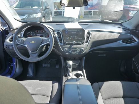 Used 2023 Chevrolet Malibu LT image 19