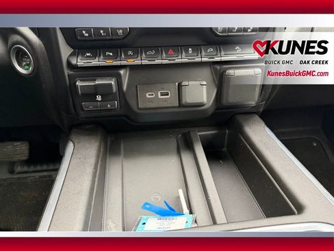 Used 2021 GMC Sierra 1500 AT4 w/ AT4 Value Package image 16