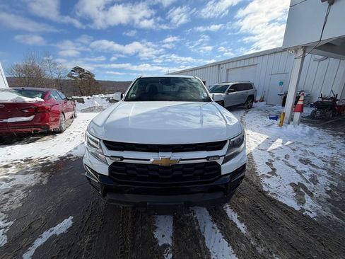 Used 2021 Chevrolet Colorado LT w/ Fleet Safety Package image 8