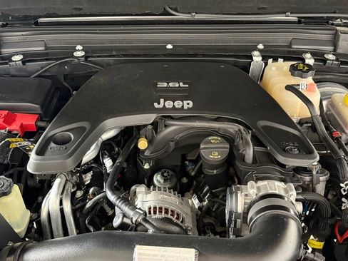 Certified 2020 Jeep Wrangler Unlimited Sport image 10