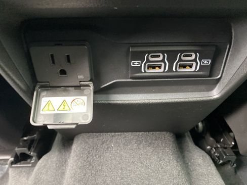 New 2025 Jeep Grand Cherokee L Summit image 26