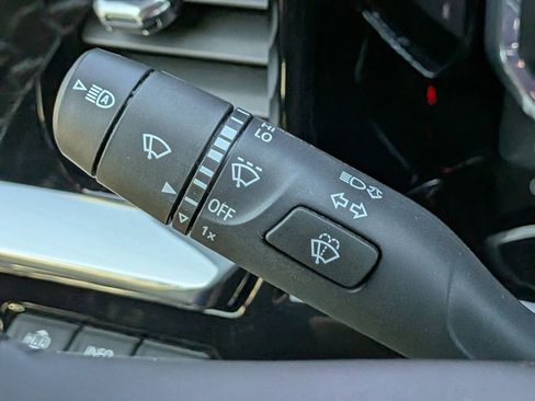 Used 2025 Chevrolet Silverado 2500 LTZ w/ Z71 Chrome Sport Edition image 31