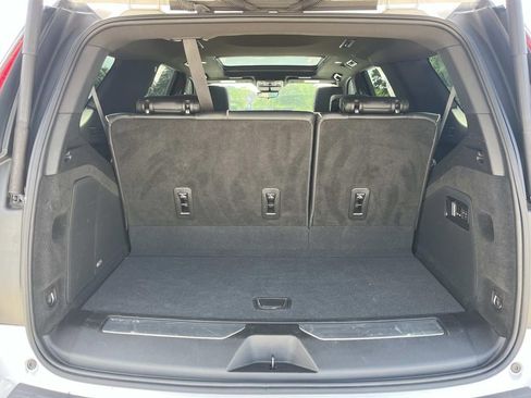 Certified 2023 Cadillac Escalade Premium Luxury AWD/4WD image 22