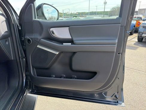 Certified 2025 Ford Expedition Active image 23