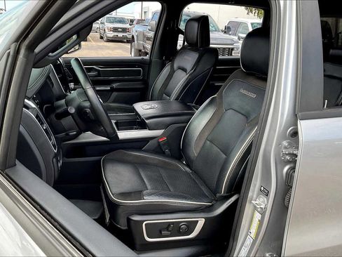 Used 2022 RAM 1500 Laramie image 7