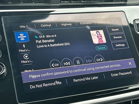 Used 2022 Chevrolet Bolt EUV LT w/ Convenience Package image 27