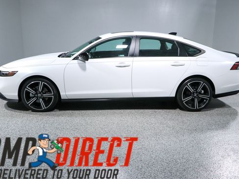 Used 2023 Honda Accord Sport image 10