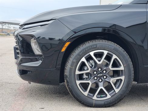 New 2025 Chevrolet Blazer RS w/ Driver Confidence II Package image 5