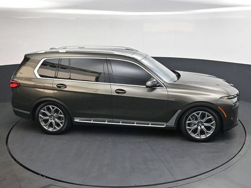 Used 2025 BMW X7 xDrive40i w/ Premium Package AWD/4WD image 31