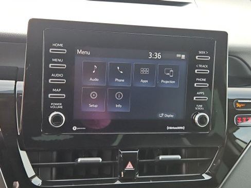 Used 2021 Toyota Camry SE image 13