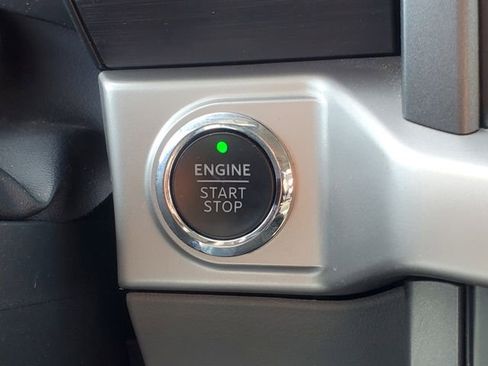 Used 2022 Ford F150 XLT w/ Equipment Group 302A High AWD/4WD image 15