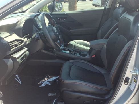 Used 2024 Subaru Crosstrek 2.5i Limited AWD/4WD image 14