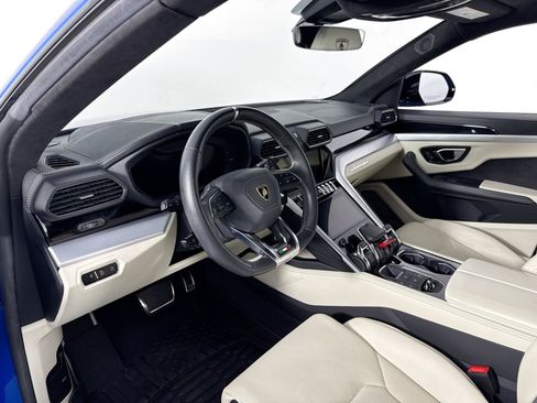 Used 2021 Lamborghini Urus AWD/4WD image 9