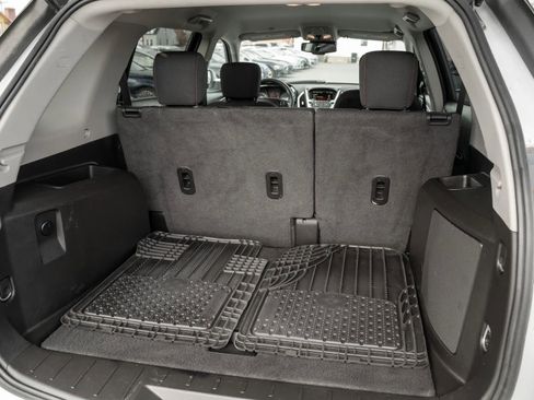 Used 2015 GMC Terrain SLE FWD image 9