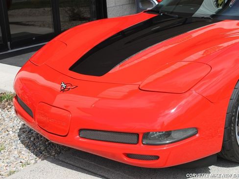 Used 2001 Chevrolet Corvette Convertible w/ Preferred Equipment Group2 RWD image 10