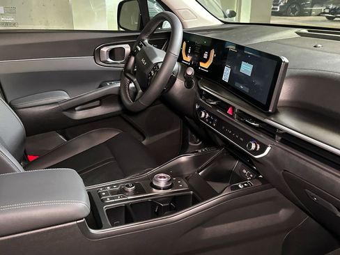 New 2026 Kia Sorento EX image 14